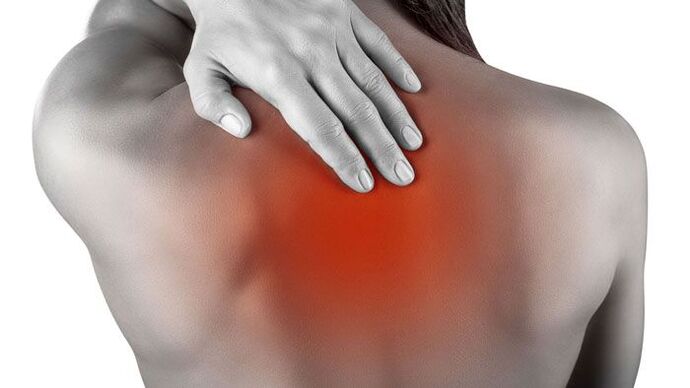 éles fájdalom a hátban és a lábban a csípőízület hatékony kezelése